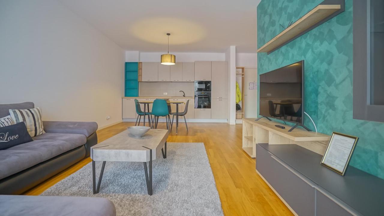 Downtown Premium Apartments Braşov Esterno foto