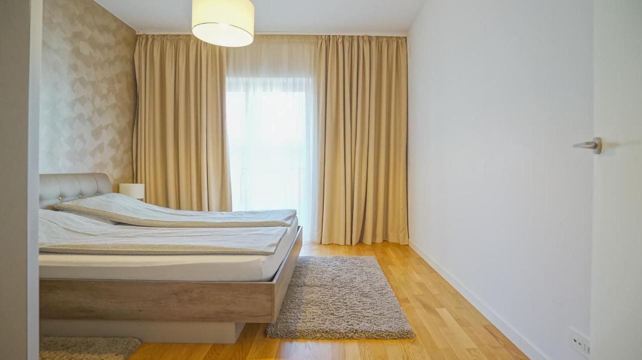 Downtown Premium Apartments Braşov Esterno foto